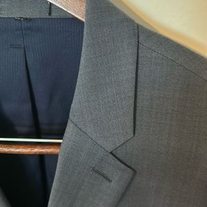 Express Stretch Suit 40R